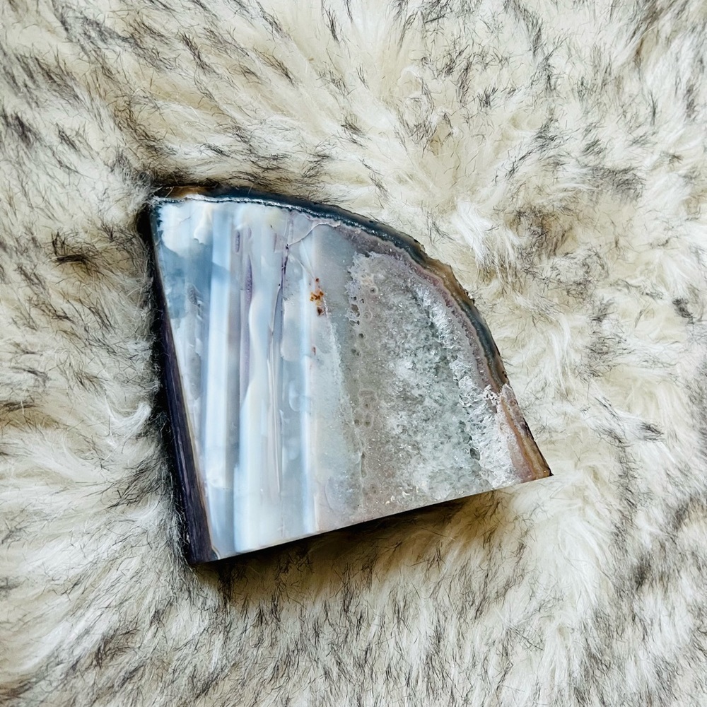 Agate Quartz Crystal Bookend - Picture 3 of 11